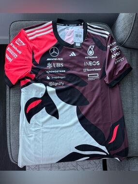 NEW Adidas Mercedes AMG Petronas Formula 1 Jersey, Size Large